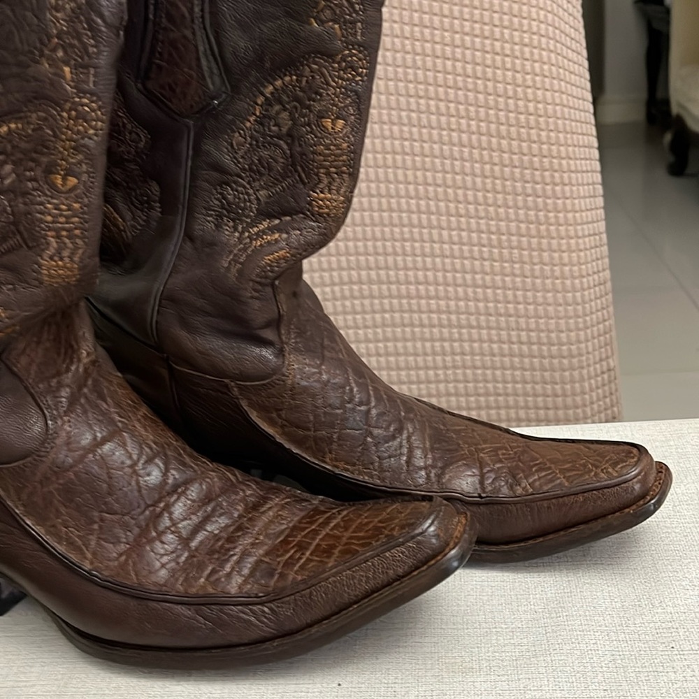 Men’s leather boots